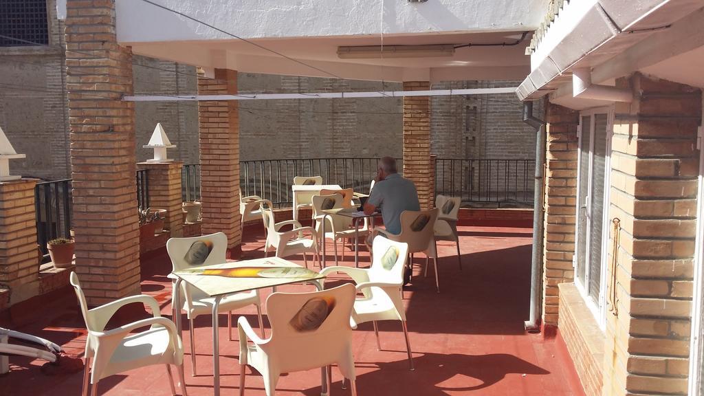 Hotel Meson El Numero Uno Antequera Exterior photo